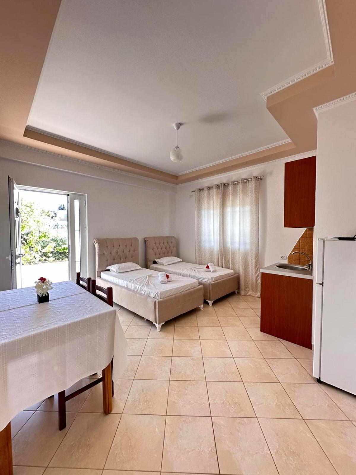 Xhibo Apartments Sarandë Exteriér fotografie