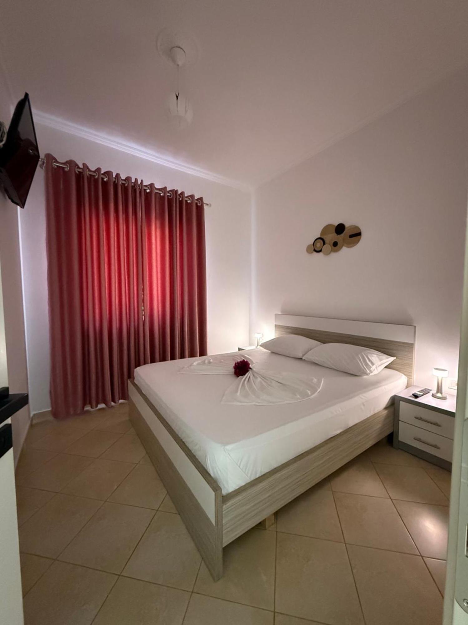 Xhibo Apartments Sarandë Exteriér fotografie